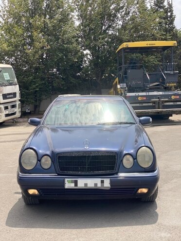 Mercedes E 200 1999, 350,000 km - 2.0 l - Bakı