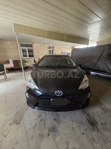 Toyota Prius C 2015, 158,500 km - 1.5 l - Xırdalan