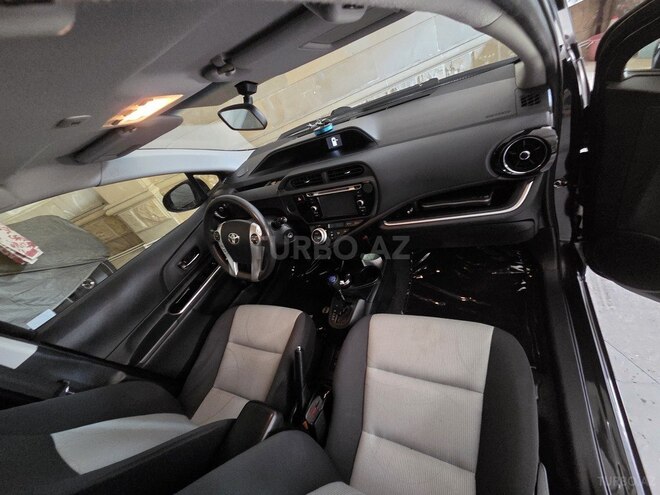 Toyota Prius C 2015, 158,500 km - 1.5 l - Xırdalan