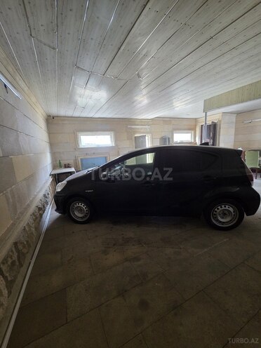 Toyota Prius C 2015, 158,500 km - 1.5 l - Xırdalan