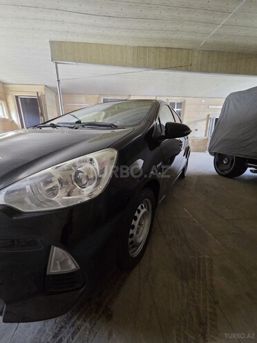 Toyota Prius C 2015, 158,500 km - 1.5 l - Xırdalan