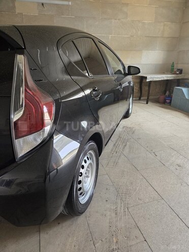 Toyota Prius C 2015, 158,500 km - 1.5 l - Xırdalan