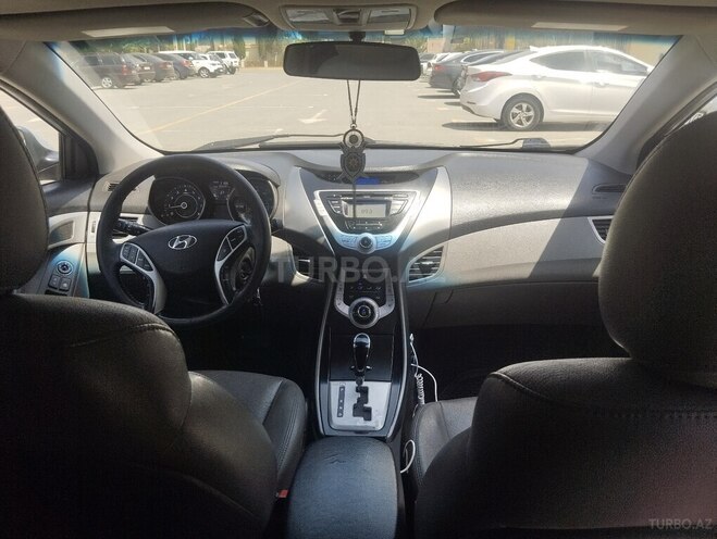 Hyundai Elantra 2011, 242,321 km - 1.8 l - Şirvan