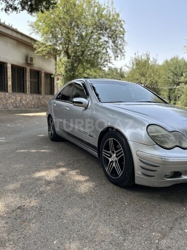 Mercedes C 240 2000, 500,000 km - 2.6 l - Cəlilabad