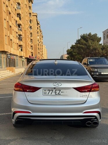 Hyundai Elantra 2017, 154,497 km - 1.6 l - Bakı