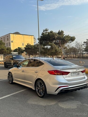 Hyundai Elantra 2017, 154,497 km - 1.6 l - Bakı