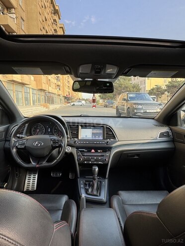 Hyundai Elantra 2017, 154,497 km - 1.6 l - Bakı