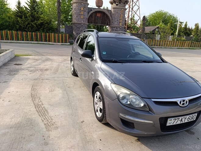Hyundai i30 2009, 250,000 km - 1.4 l - Sabirabad