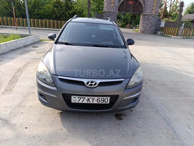 Hyundai i30 2009, 250,000 km - 1.4 l - Sabirabad