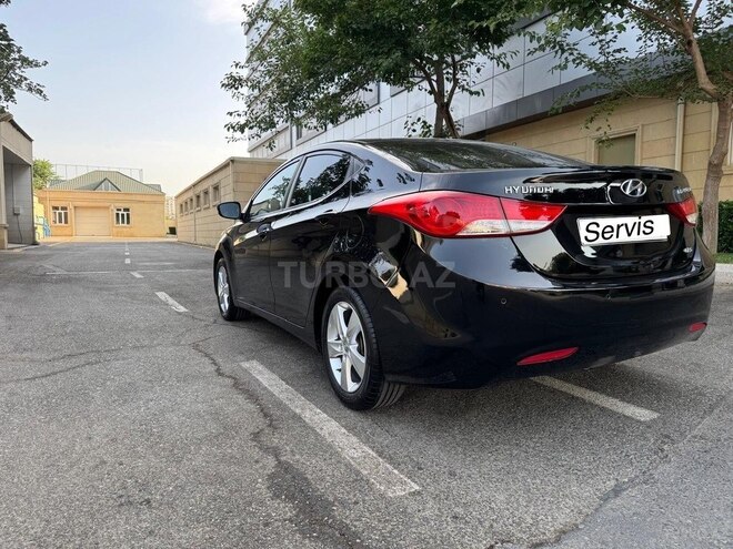 Hyundai Elantra 2013, 160,000 km - 1.8 л - Bakı
