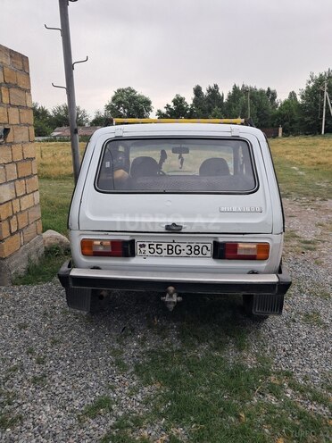 LADA (VAZ) 2121 Niva (4x4) 1983, 300,000 km - 1.6 л - Şəki