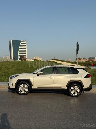 Toyota RAV4 2019, 96,600 km - 2.0 l - Gəncə