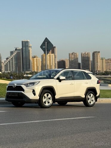Toyota RAV4 2019, 96,600 km - 2.0 l - Gəncə