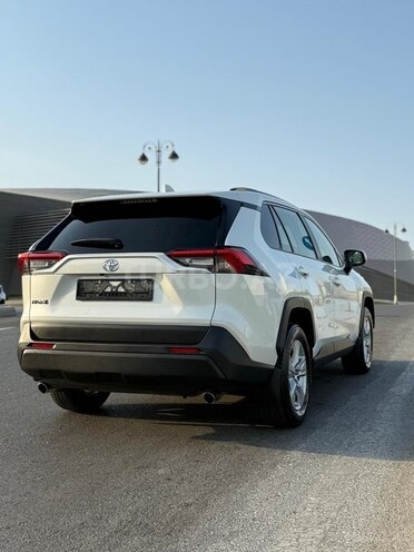 Toyota RAV4 2019, 96,600 km - 2.0 l - Gəncə
