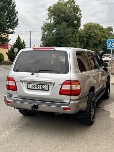 Toyota Land Cruiser 2006, 192,000 km - 4.5 l - Qusar