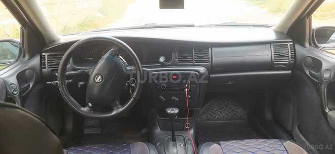 Opel Vectra-8