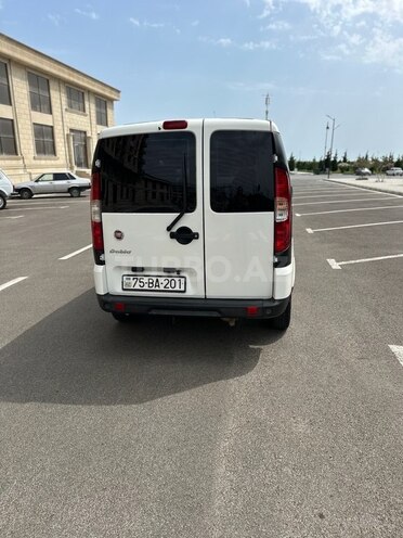 Fiat Doblo 2014, 302,000 km - 1.4 l - Xırdalan