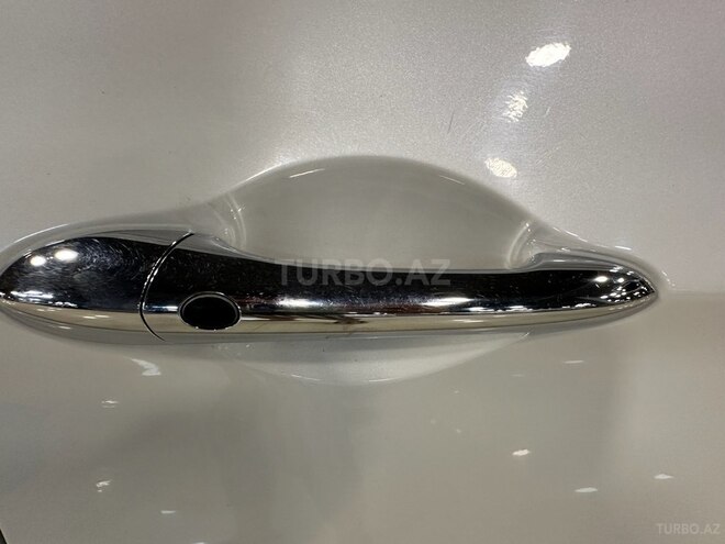 Hyundai Sonata-15