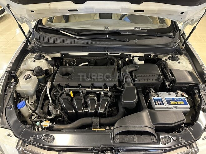 Hyundai Sonata-7