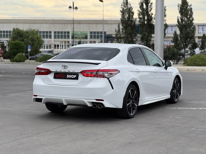 Toyota Camry-3