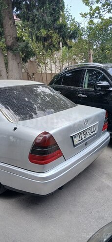 Mercedes C 180-2