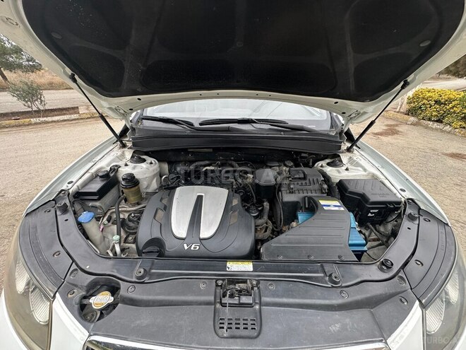 Hyundai Santa Fe 2010, 290,000 km - 3.5 l - Salyan