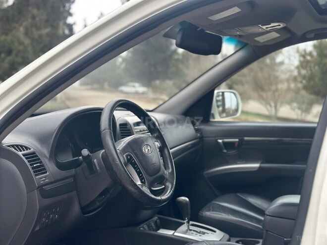 Hyundai Santa Fe 2010, 290,000 km - 3.5 l - Salyan