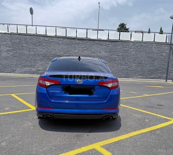 Kia Optima-2
