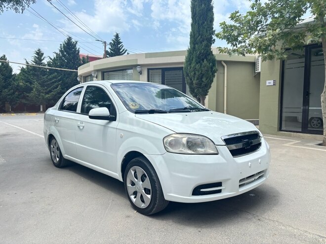 Chevrolet Aveo-2