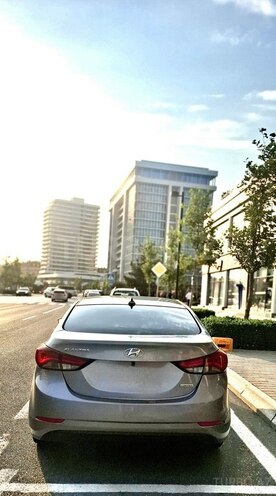 Hyundai Elantra 2015, 117,000 km - 1.8 l - Bakı