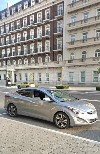 Hyundai Elantra 2015, 117,000 km - 1.8 l - Bakı