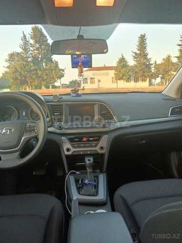 Hyundai Elantra 2018, 246,230 km - 2.0 l - Lənkəran