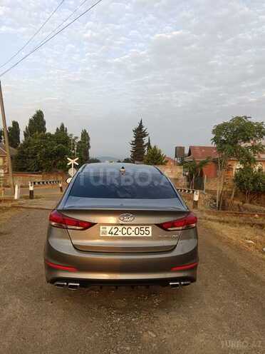Hyundai Elantra 2018, 246,230 km - 2.0 l - Lənkəran
