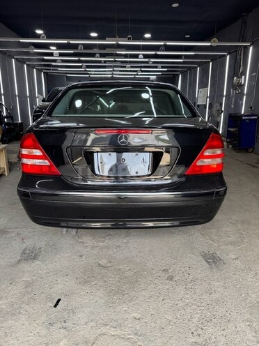 Mercedes C 240 2004, 450,000 km - 2.4 l - Bakı