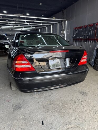 Mercedes C 240 2004, 450,000 km - 2.4 l - Bakı