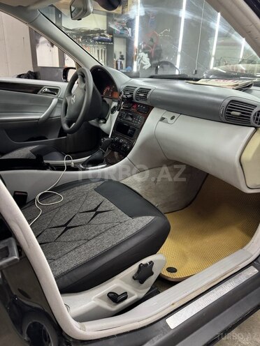 Mercedes C 240 2004, 450,000 km - 2.4 l - Bakı