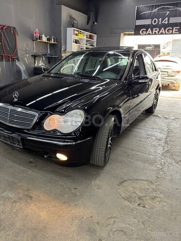 Mercedes C 240 2004, 450,000 km - 2.4 l - Bakı
