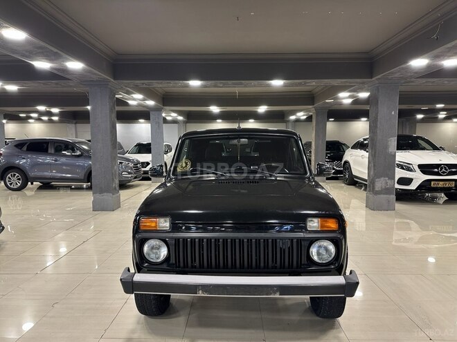 LADA (VAZ) Niva-1
