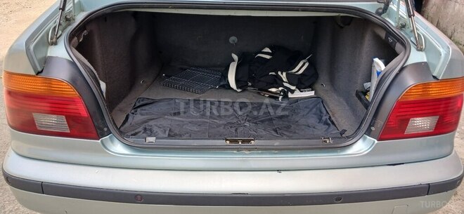 BMW 528 1998, 385,000 km - 2.8 l - Bakı