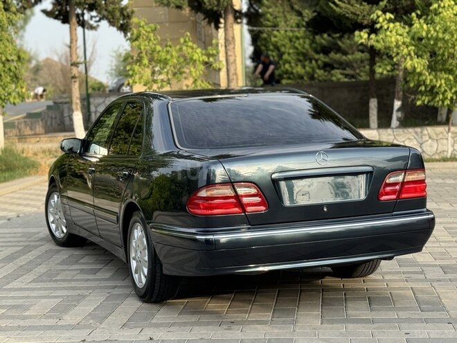 Mercedes E 240 2000, 286,000 km - 2.4 l - Sabirabad