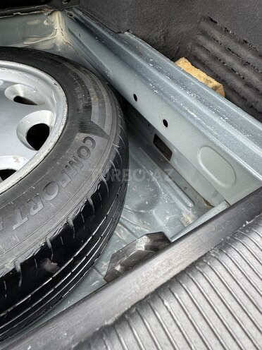 Mercedes E 240 2000, 286,000 km - 2.4 l - Sabirabad