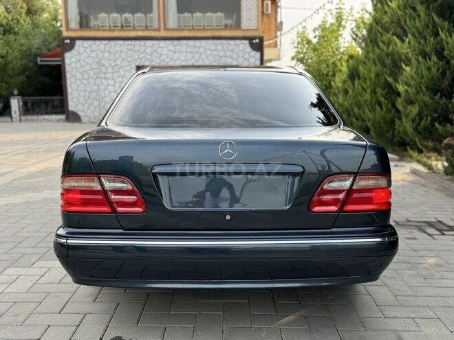 Mercedes E 240 2000, 286,000 km - 2.4 l - Sabirabad