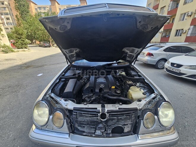 Mercedes E 280 1997, 386,545 km - 2.8 l - Bakı
