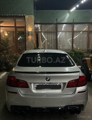 BMW 528-2