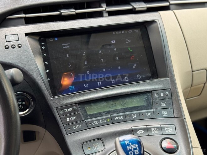 Toyota Prius-16
