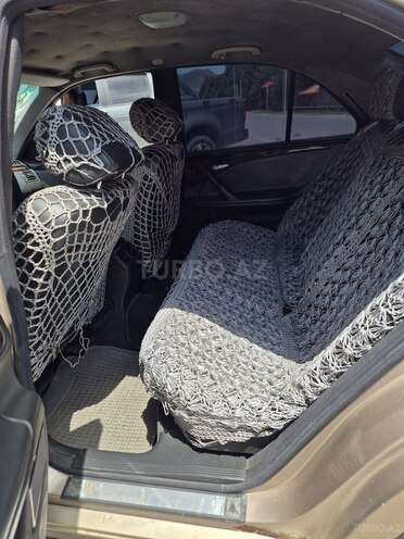 Mercedes E 220 d 2000, 246,555 km - 2.2 l - Quba