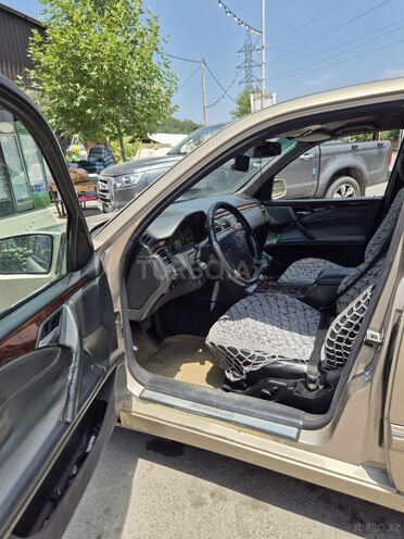 Mercedes E 220 d 2000, 246,555 km - 2.2 l - Quba
