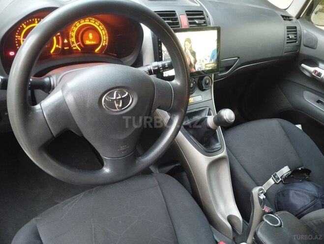 Toyota Auris 2008, 224,000 km - 1.4 л - Bakı