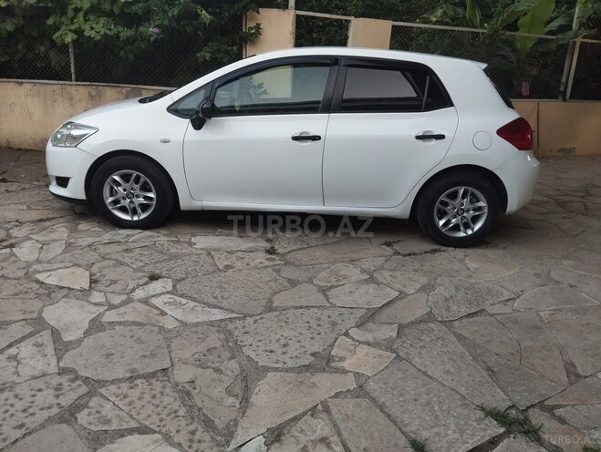 Toyota Auris 2008, 224,000 km - 1.4 л - Bakı