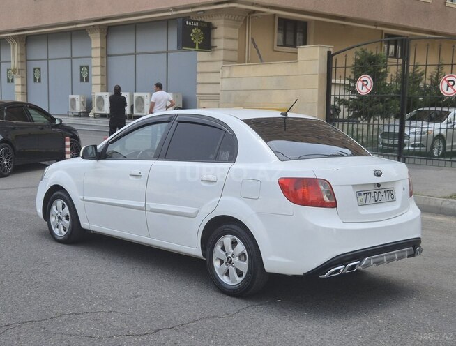 Kia Rio 2011, 277,120 km - 1.4 l - Bakı